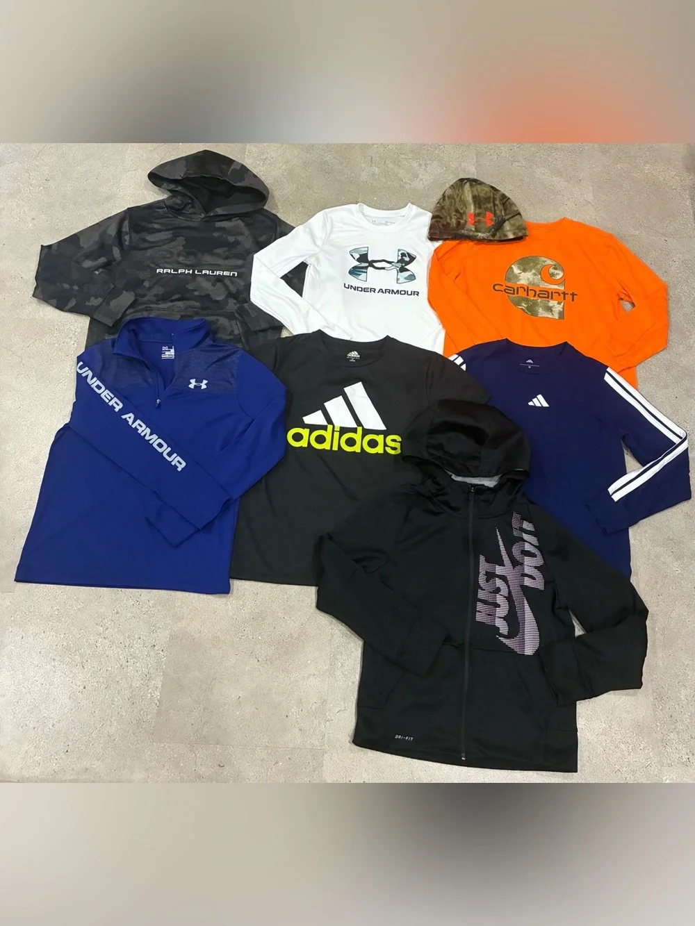 Boys UNDER ARMOUR/NIKE/CARHARTT/ADIDAS Sweatshirts..Shirts & Hat Lot, sz Medium